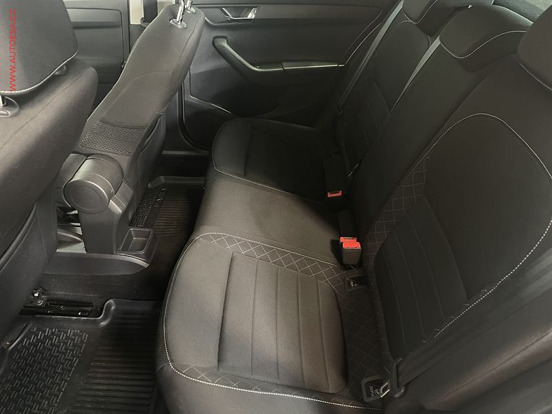 Škoda Fabia (2015) 1.2 TSI, ČR, autoAC - fotka 10 z 14