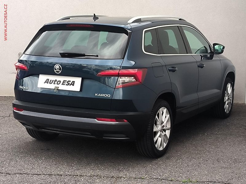 Škoda Karoq (2018) 1.5 TSi, Style, DSG, panor - fotka 4 z 26