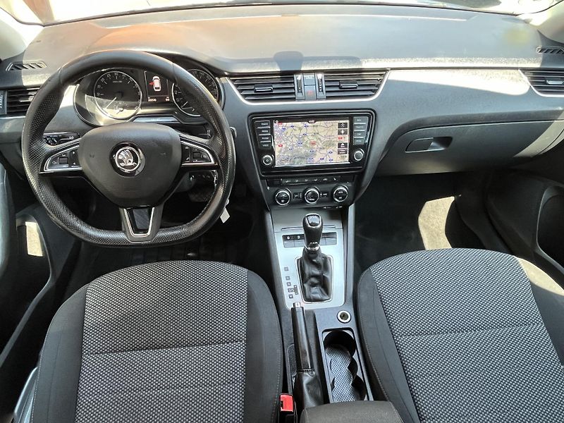 Škoda Octavia (2016) 2,0TDi DSG rozvody,olej,brzdy - fotka 9 z 19