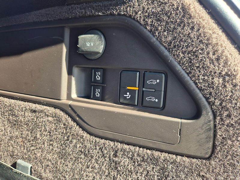 Volkswagen Touareg 3.0TDi 150kW 4x4 tažné - fotka 26 z 32