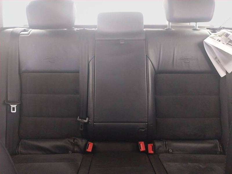 Škoda Octavia (2011) Laurin&Klement 2.0 TDI, 4X4 - fotka 10 z 20