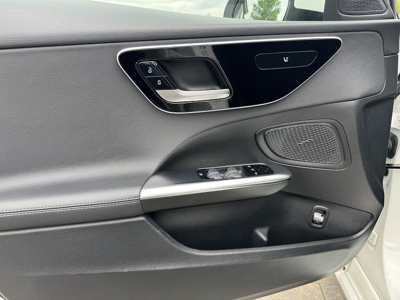 Mercedes-Benz Třídy C (2023) C 220d 4MATIC AVANTGARDE Masáž - fotka 13 z 31