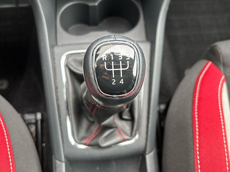 Škoda Rapid MONTE CARLO - fotka 25 z 25