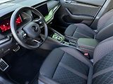 Škoda Octavia RS 2.0 TSi 180kW Matrix-LED V. - náhled 12