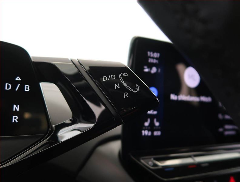 Volkswagen ID.5 (2023) Pro Perf. (82 kWh), SoH 95% - fotka 13 z 25