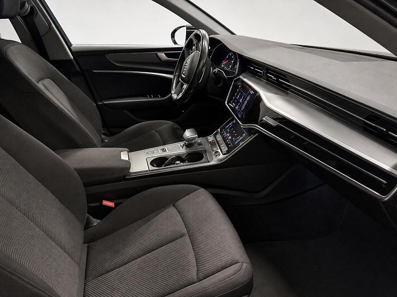 Audi A6 (2019) 40TDi,150KW,ACC - fotka 2 z 33