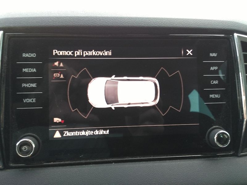 Škoda Karoq 1,5 TSI Style Plus * DSG - fotka 25 z 42
