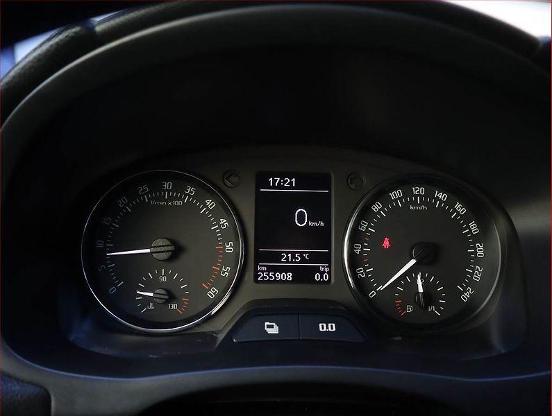 Škoda Fabia (2010) 1.6 TDI, nová STK - fotka 11 z 16