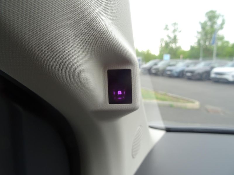 Peugeot Traveller (2026) Allure L3 2.2 BHDi 180k EAT8 - fotka 17 z 44