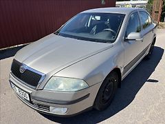 Škoda Octavia 1,6 FSi KLIMA TAŽNÉ  STK 6/28 - fotografie inzerátu