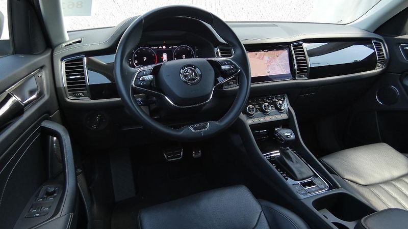 Škoda Kodiaq 2,0 TSI 140 kW L&K 4x4 DSG - fotka 5 z 27