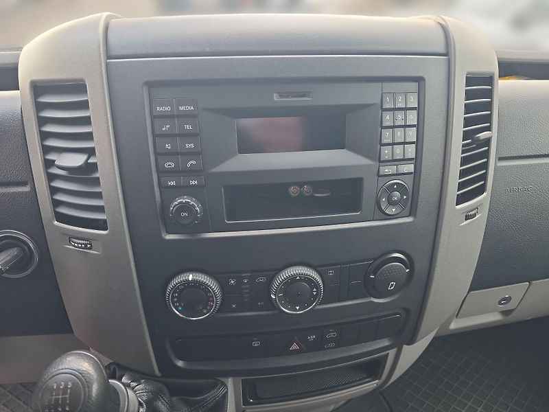 Mercedes-Benz Sprinter 314 CDi  Tourer 4x4 - fotka 19 z 22