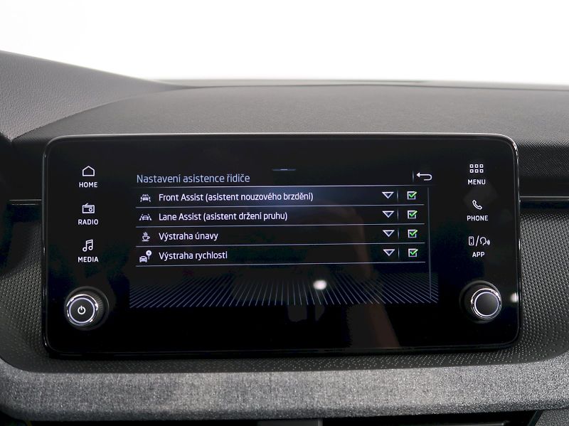 Škoda Kamiq (2024) SELECTION 1.0TSI 85KW - fotka 28 z 39
