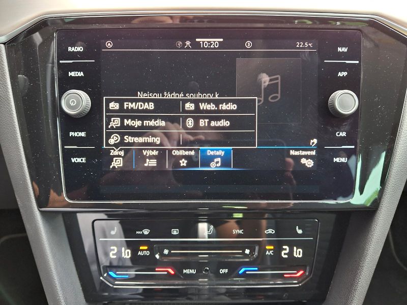 Volkswagen Passat (2023) Variant Elegance DSG 1,5TSi 11 - fotka 21 z 33