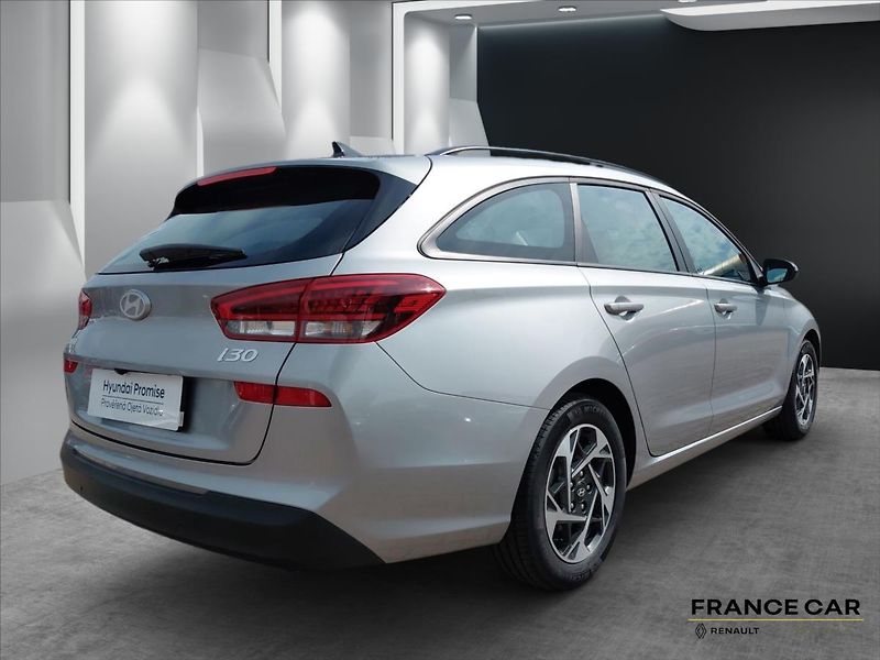 Hyundai i30 1,0   1.0 T-GDi Smart - fotka 5 z 24