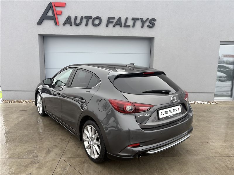 Mazda 3 2,0 i 88 KW REVOLUTION CZ 1.M - fotka 5 z 27