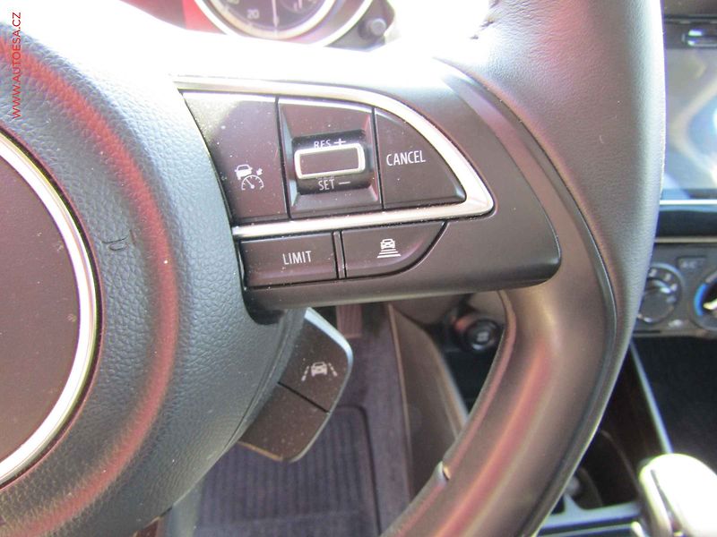 Suzuki Swift (2023) 1.2i, ČR - fotka 18 z 18