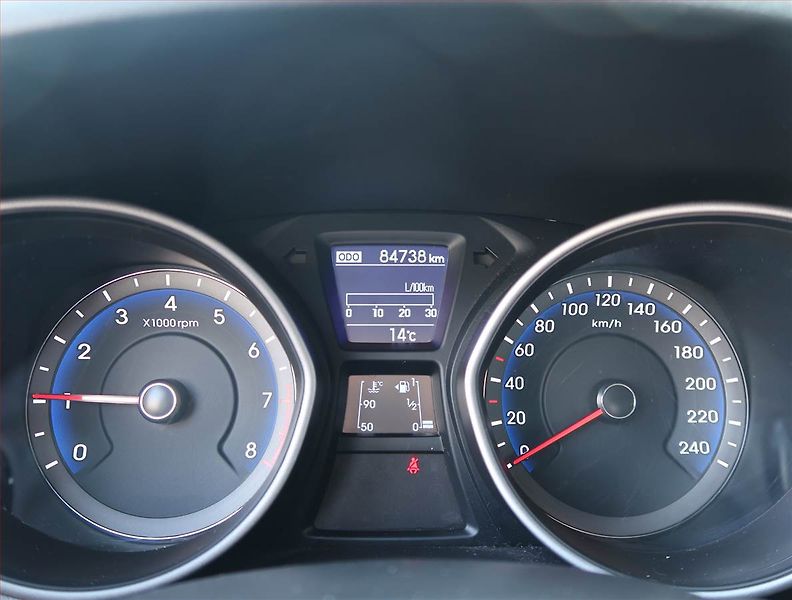 Hyundai i30 (2016) 1.6 GDI, Tempomat - fotka 11 z 13