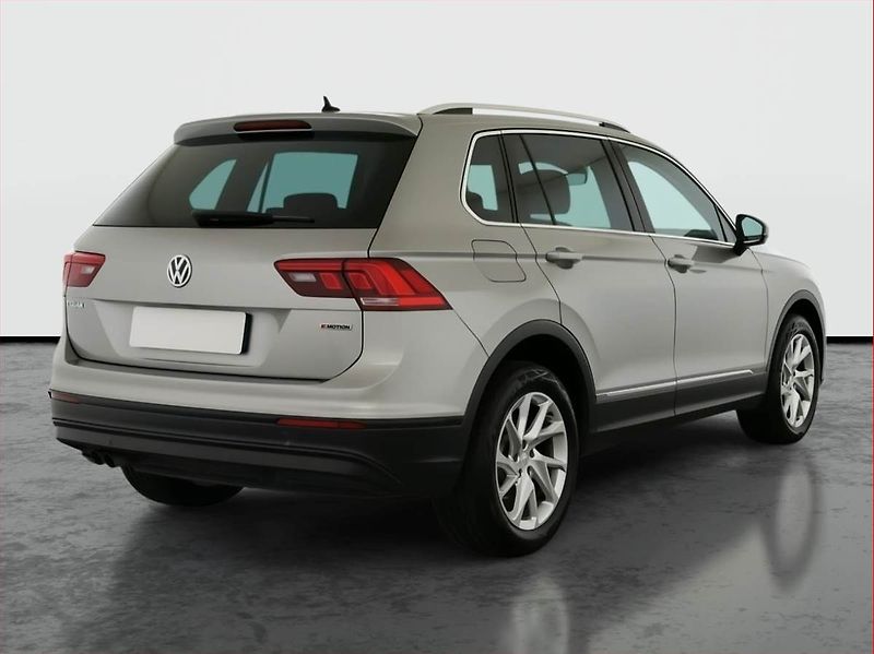 Volkswagen Tiguan (2018) Comfortline 2.0 TDI, 4X4 - fotka 5 z 17