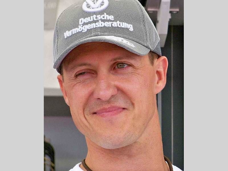 Magazín Motor Sport sestavil žebříček 10 nejúspěšnějších závodních jezdců světa. Tomu vévodí trojice Jim Clark, Lewis Hamilton a Ayrton Senna.