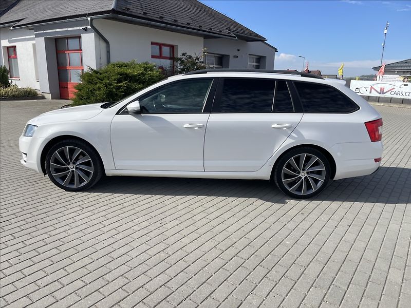 Škoda Octavia 2,0 TDi 135kw DSG 4x4 Klimatr. - fotka 2 z 34