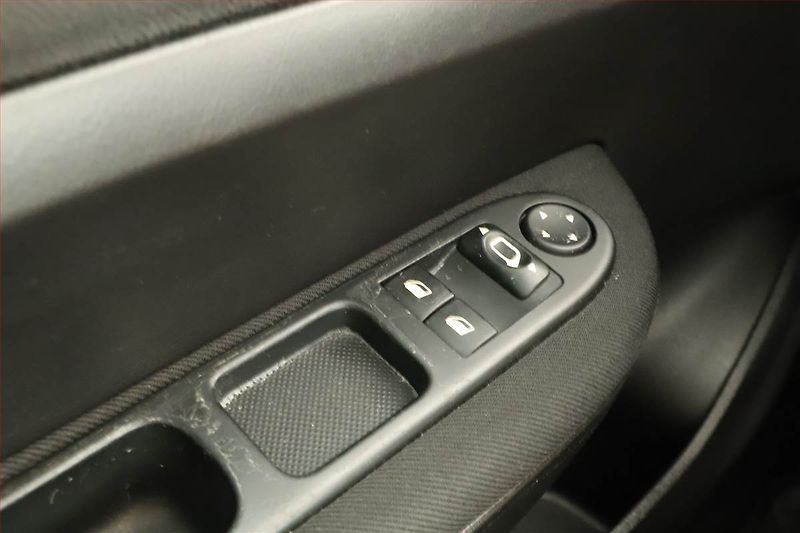 Peugeot 307 (2008) 1.6 HDi, zamluveno - fotka 9 z 13