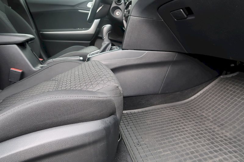 Kia Ceed (2022) Sportswagon, 1.0 T-GDI / 88 kW - fotka 7 z 29