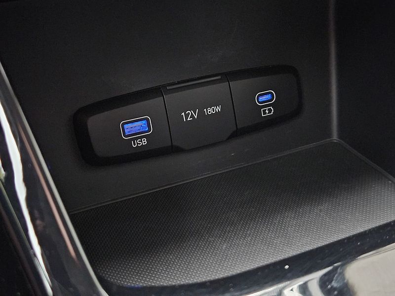 Hyundai i30 1,0 T-GDi 73kW, Smart Climate - fotka 24 z 33