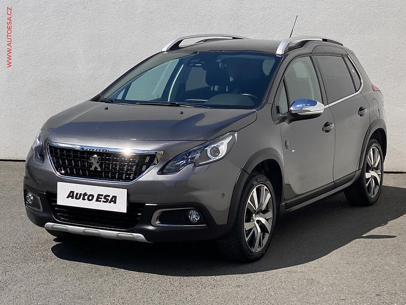 Peugeot 2008 (2018) 1.2PT, Crossway, AT, panor - fotka 3 z 17