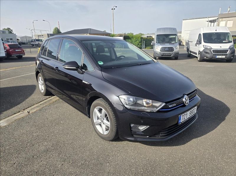 Volkswagen Golf Sportsvan 1,6 TDI 81KW  Comfortline - fotka 3 z 36
