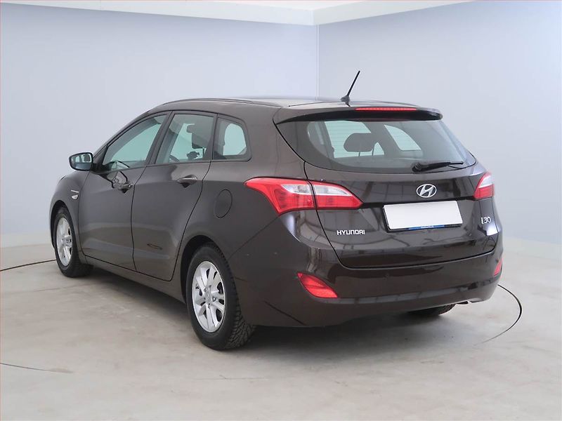 Hyundai i30 (2017) Trikolor Plus 1.6 GDI - fotka 4 z 15