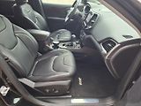 Jeep Cherokee (2019) 2.2M-JET 143kW 4X4 LIMITED - náhled 28