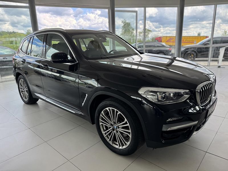 BMW X3 30d xDrive*Head-Up*360Kam*Pano - fotka 4 z 40