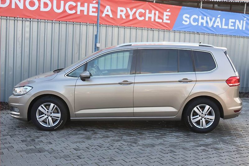 Volkswagen Touran (2017) 2.0 TDI, Automat, Serv.kniha - fotka 3 z 20