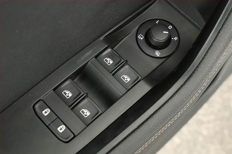 Škoda Superb (2021) iV 1.4 TSI PHEV, Automat, Navi - fotka 9 z 20