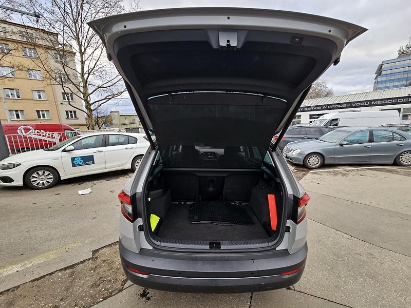 Škoda Karoq 1,6TDI DSG TOPvýbava kůže LED - fotka 25 z 30