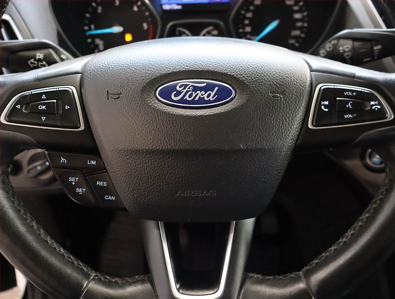 Ford C-MAX (2016) 2.0 TDCi, Serv.kniha, Navi - fotka 22 z 22