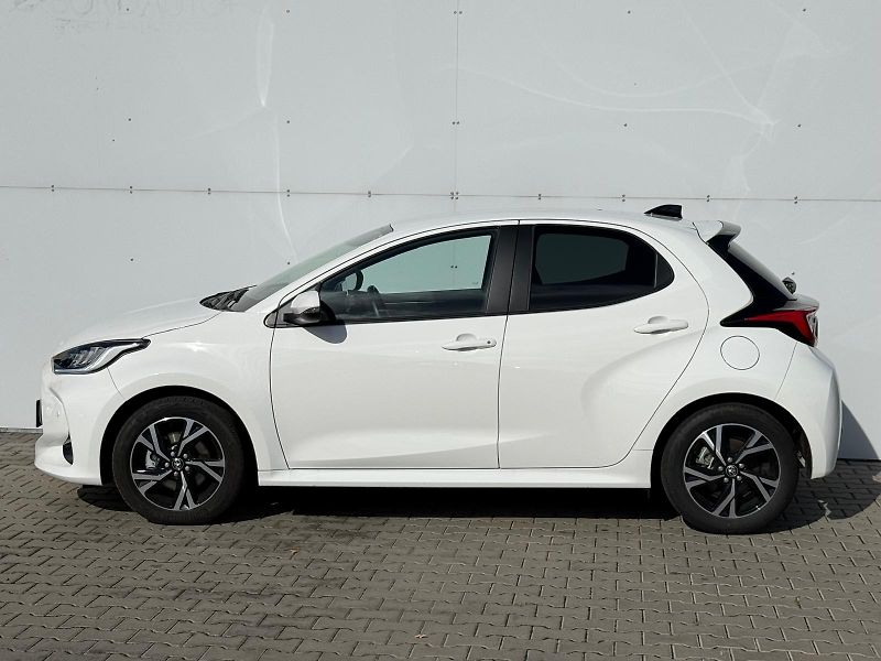 Toyota Yaris 1.5 HSD e-CVT Style - fotka 3 z 27
