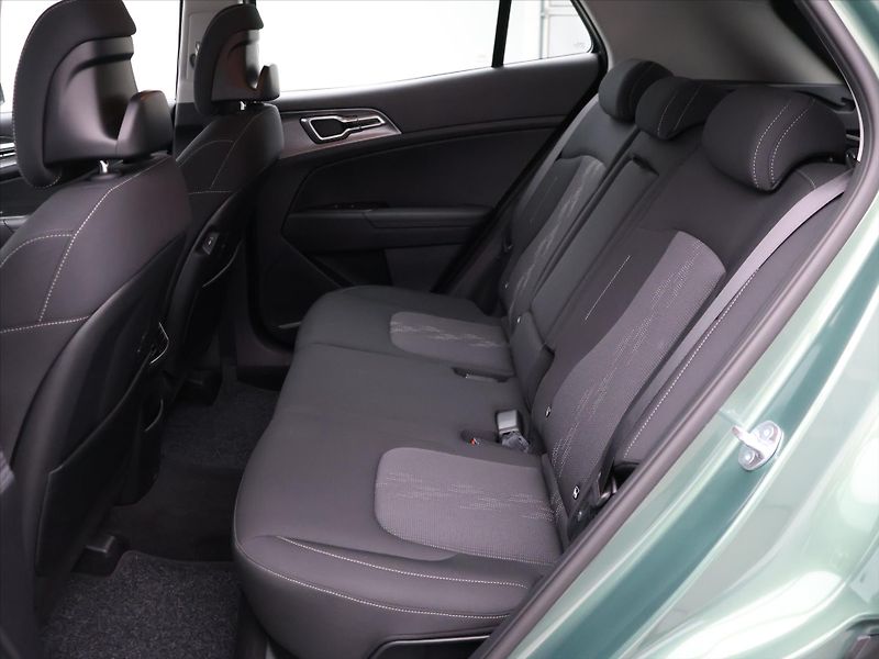 Kia Sportage 1,6 G 1.6 T-GDI Aut.klioma - fotka 14 z 36