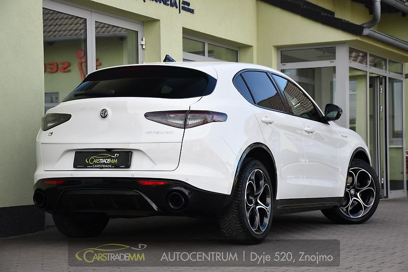 Alfa Romeo Stelvio 2.2 Diesel 16V 154kW Veloce Q4 - fotka 5 z 44