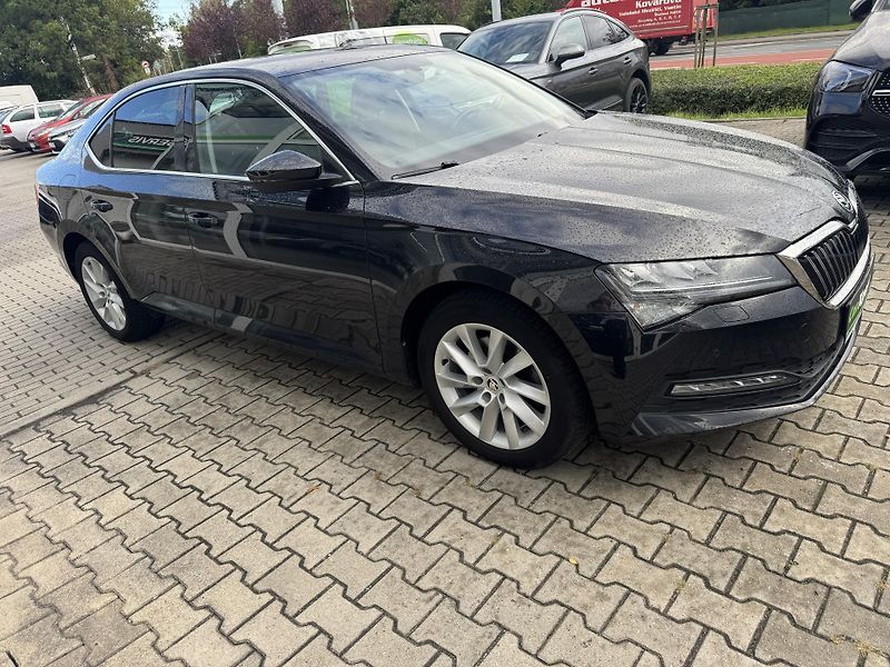 Škoda Superb Ambition - fotka 4 z 33