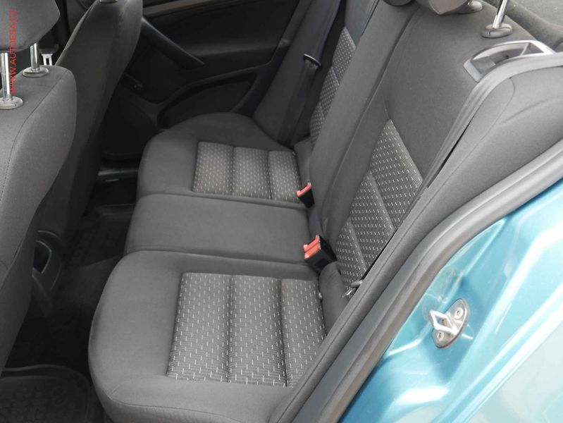 Škoda Octavia (2011) 1.2 TSI, 2.maj,ČR, AC, el. - fotka 10 z 14