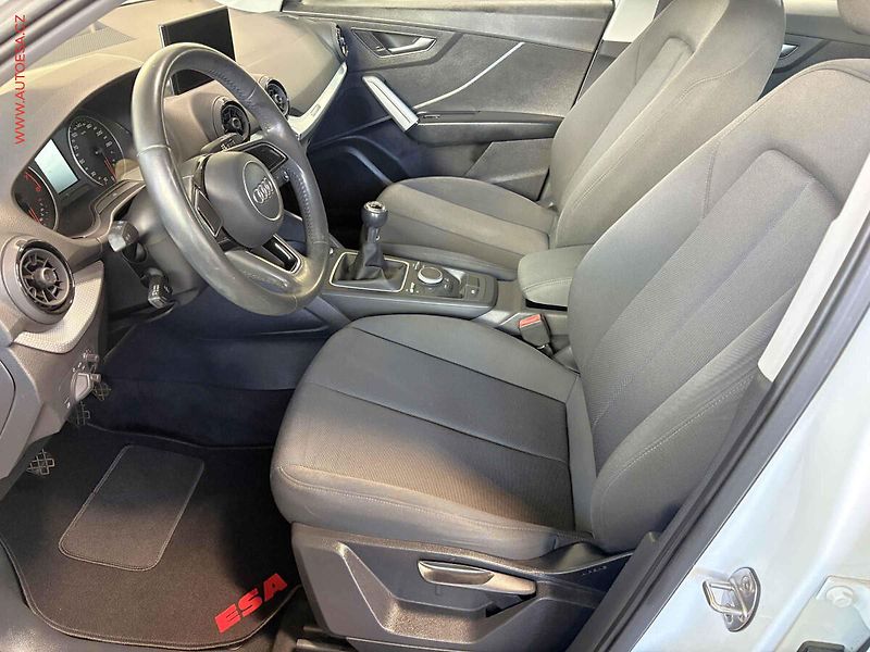 Audi Q2 (2017) 1.0 TFSi, AC - fotka 9 z 13