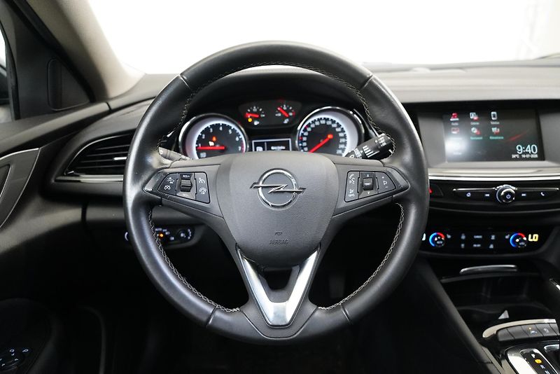 Opel Insignia - fotka 19 z 26