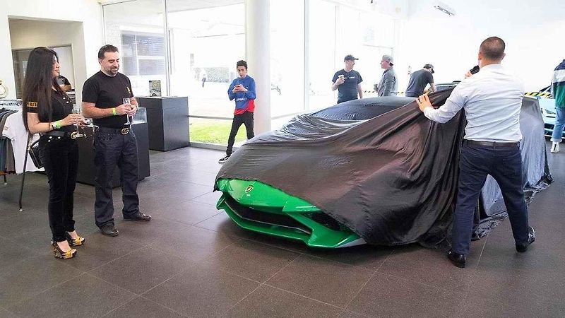 Lamborghini Aventador SV.