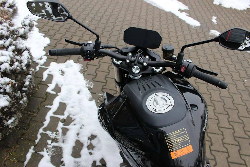 QJ Motor (2026) SRK 800 NOVINKA  2026   možnos - fotka 7 z 11