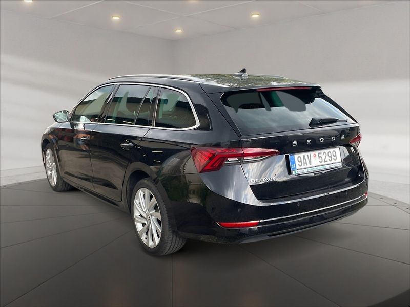 Škoda Octavia 2,0 TDI Style - fotka 4 z 11