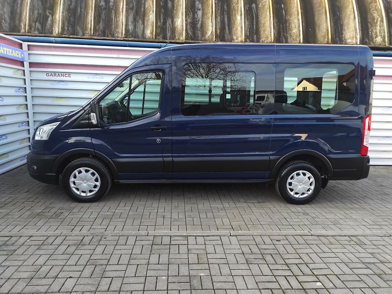 Ford Transit 2,0EcoBlue mHEV L2,9 míst, ČR - fotka 2 z 30