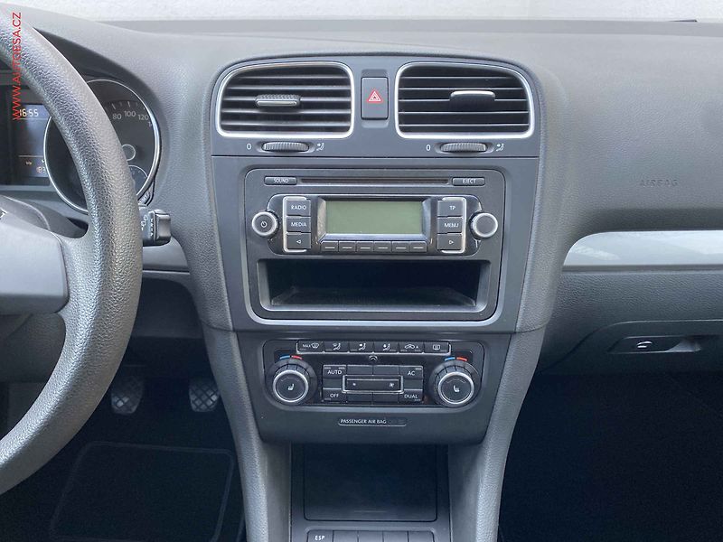 Volkswagen Golf (2009) 1.4 i, Trendline, TZ - fotka 12 z 16