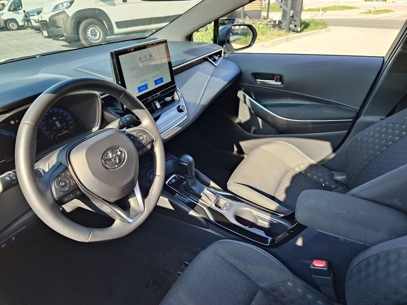 Toyota Corolla Comfort Business - fotka 7 z 8